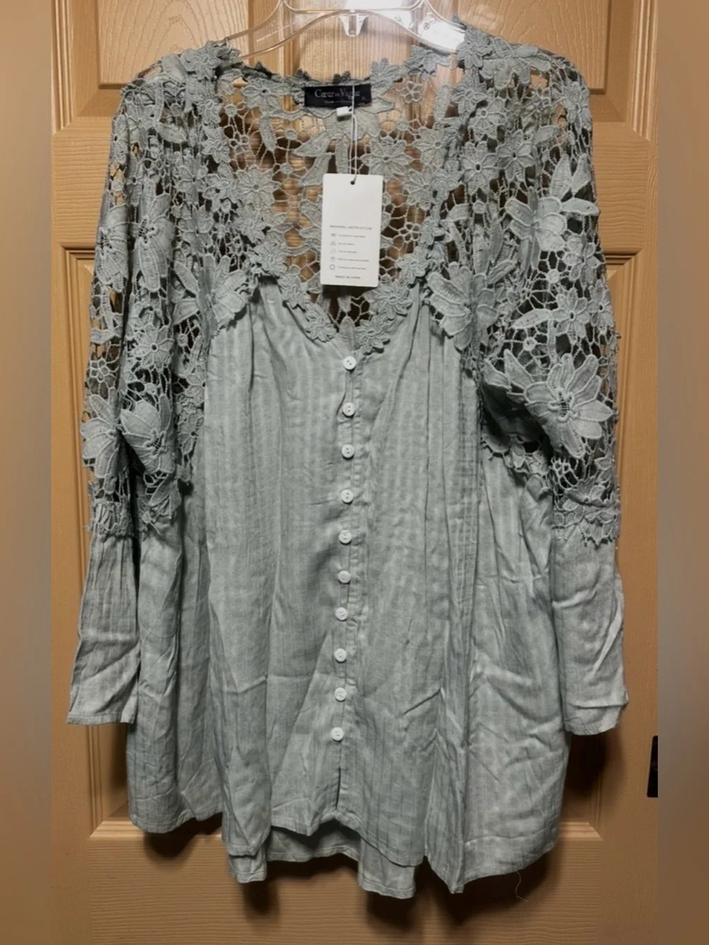 #B16 Coeur DE Vague Light Sage Green Crochet Yoke Button-Front Blouse - Picture 6 of 7